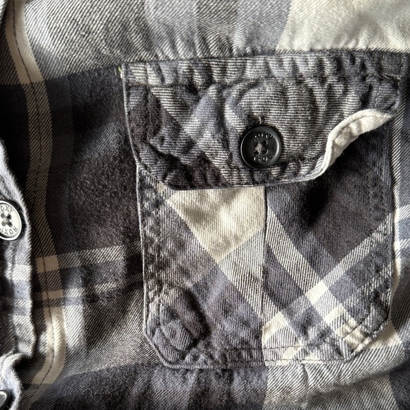 roxy plaid button down / L - Picture 9 of 9